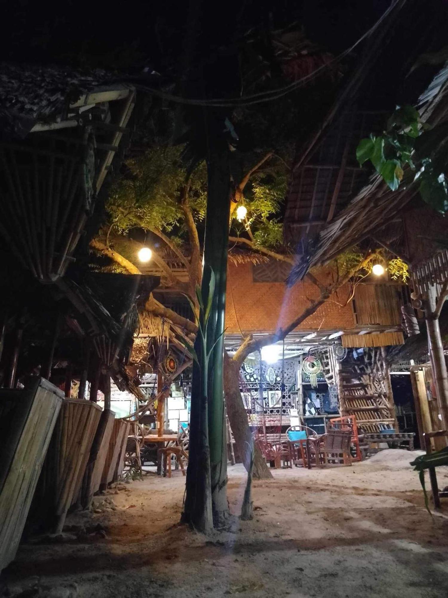 Bamboo Nest Beachfront Puerto Princesa Exterior foto